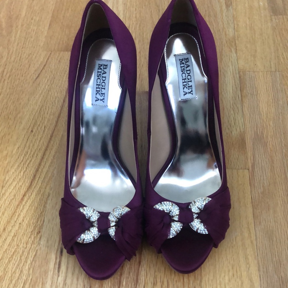 Incredible Badgley Mishka Heels - Picture 2 of 8